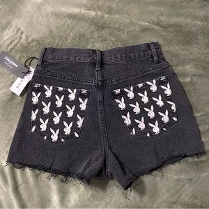 Playboy Pocket Raw Hem Black Shorts, Size 24
